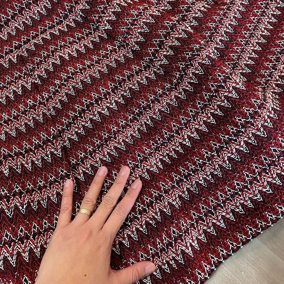 🔔 H&M SKIRT ($25 for 3 Items) - Picture 4 of 5